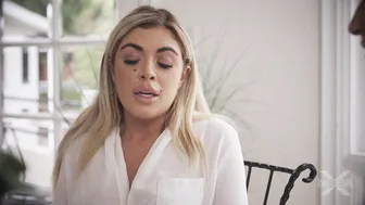 Vivianne DeSilva - Oiled Wet Mommy