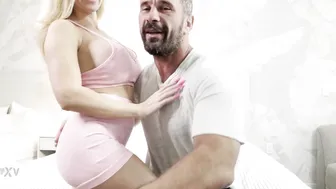 Danielle Renae - Hotwife Can't Get Enough Of Thick BWC Stretching Her Pussy