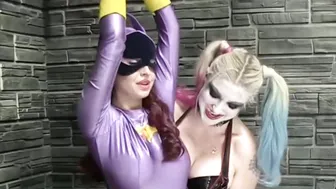 Batgirl - Trained to Obey - cosplay lesbian fuck