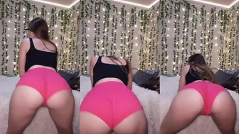 Nicole Nabors - Being Me in My Room